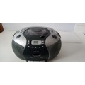 Late entry!! Portable Akai radio/tape/cd player (plays both CD-R and CD-RW discs!)- read description