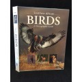 Southern African Birds ~ A Photographic Guide by Ian Sinclair and Ian Davidson