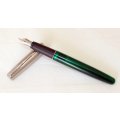 Very nice translucent green PARKER FRONTIER FOUNTAIN PEN