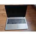 (PLEASE READ AD) Asus I7 7thgen Laptop no display only works via external screen