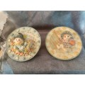 Set of two Garden baby decorative plates