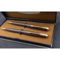Brown Parker Ball Pen and Pencil Set in Parker Case -U.S.A  - T-Ball Refill is dry