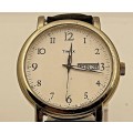 Pre-owned Vintage TIMEX Indiglo Quartz watch working with new lithium battery leather strap