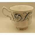 Vintage Royal Standard "Garland" Fine Bone China Tea Cup 82x107x82mm
