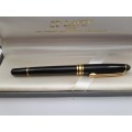 Pre-owned  ST.Lavin Ball pen  -Paris-Personalised THE CAP DOES NOT FIT TIGHT In Case