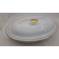Vintage Royal Worcester Porcelain Gold Handle Casserole Baking Dish with lid shape 22 size 3(used)