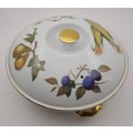 Vintage Royal Worcester Evesham Porcelain Gold Handle Casserole  Dish with lid shape 22 size 3(used)