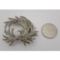 Large Vintage White metal Brooch 5,5cm x 5,8cm