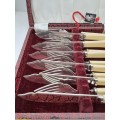 12 Pc Vintage DE MONTFORT Silver Plated Bone Handle Fish Cutlery set -Boxed -Sheffield England