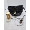 Pre-Owned Unused Ladies Guess watch plus Guess large Keyring with Heart Pendants in Guess Bag.