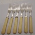 6 Vintage Bone Handle Fish Forks - 17cm - Sheffield England