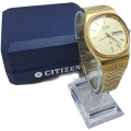 Vintage 1980`s Citizen Quartz  Mens watch 1250-212361-Y Gold tone Day/Date Watch working in case