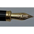 Vintage Cross 10kt Rolled Gold Fountain Pen with 18kt 750  Nib-Ink tested -extra converter in Case.