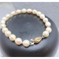 Vintage Genuine Pearl Necklace with Matching armband  9ct GOLD Clasps