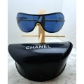 Pre-Owned Woman`s CHANEL Polorized Designer Sunglasses with Case -Made in Italy-Blue