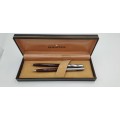 Vintage White dot Sheaffer 440 ballpoint pen and Pencil set -Branded- see condition