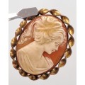 Vintage Cameo Brooch  4,8cm x 3,8cm