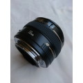 Canon ef 50mm F/1.4 ultrasonic lens