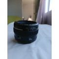 Canon ef 50mm F/1.4 ultrasonic lens