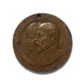 1902 KING EDWARD AND QUEEN ALEXANDRA CORONATION MEDALLION 24MM