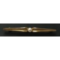 8K GOLD 333 GOLD AND PEARL BROOCH 2.9G 65MM