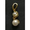 18K GOLD AND PEARLS PENDANT 1.3G 17MM