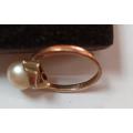 9CT GOLD PEARL AND DIAMOND RING  SIZE J 3.1 GRAMS