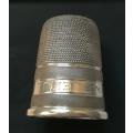 STERLING SILVER BIRMINGHAM 1950 TOT MEASURE _ JUST A THIMBLE FULL 40X50MM 36 GRAMS
