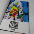 DC Comics Justice League International - part 1 graphic novel