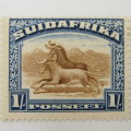 South Africa 1927 London pictorial 1 shilling pair unhinged mint - dot in A of SUIDAFRIKA