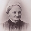 Antique photo identified as Grandmother Schmidt - German origin late 1800`s (Berlin)