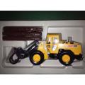 Britains - Logmaster Timber Grapple  - 1:32 Scale Made in England (NOS)