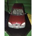 Vitesse - Mercedes M-Klasse Metallic Red 1998 - 1:43 Scale (NOS)