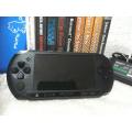 PSP Street, 512MB Memory Card Charger, Carry Case, 5 Games + 4 UMD Music videos