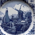 BLUE AND WHITE - DELFT - OUDE MOLEN FABRIEK - CAKE PLATE ON STAND - 25.5cm Diam Plate