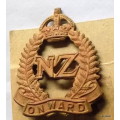 NEW ZEALAND - COLLAR BADGE (WW2)