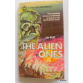 The Alien Ones - Leo Brett - Paperback