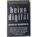 Being Digital - Nicholas Negroponte - Paperback