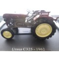 Hachette Partworks-Scale Model-Tractor-Ursus C325-1962