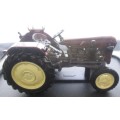 Hachette Partworks-Scale Model-Tractor-Ursus C325-1962