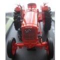 Hachette Partworks-Scale Model-Tractor-Vendeuvre Super DD-1955