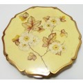 A Vintage Powder Compact by Stratton - Pretty Flowers