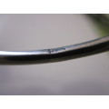 2mm STERLING SILVER BANGLE IN GOOD CONDITION, WEIGH 7.9g - SEE BELOW.