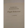 VERY GOOD NOVAL `FLIGHT BEHAVIOUR` - BY BARBARA KINGSOLVER - READ BELOW FOR MORE INFO
