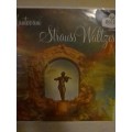 MANTOVANI  (STRAUSS WALTZES)  LP IN GOOD CONDITION - SEE AND READ BELOW.