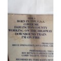 BRUCE SPRINGSTEEN (BORN IN THE U.S.A.)- VINYL IN  VERY GOOD CONDITION - SEE BELOW FOR INFO.