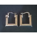 @ GORGEOUS 925. SILVER SQUARE HOLLOW EARRING SET - PLEASE READ BELOW FOR INFO.