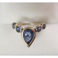 New 9 Carat Gold ring with 5 genuine Sapphires!