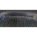 Cast iron grilling pan