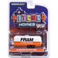 Greenlight Collectibles  34090-B  1:64 Hitched Homes Series 9 1971 Airstream Land Yacht Safari  F